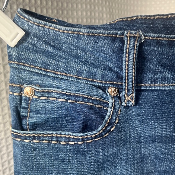 Wrangler Women's Boot Cut Blue Jeans- size 3/4 X 32 - Picture 6 of 12